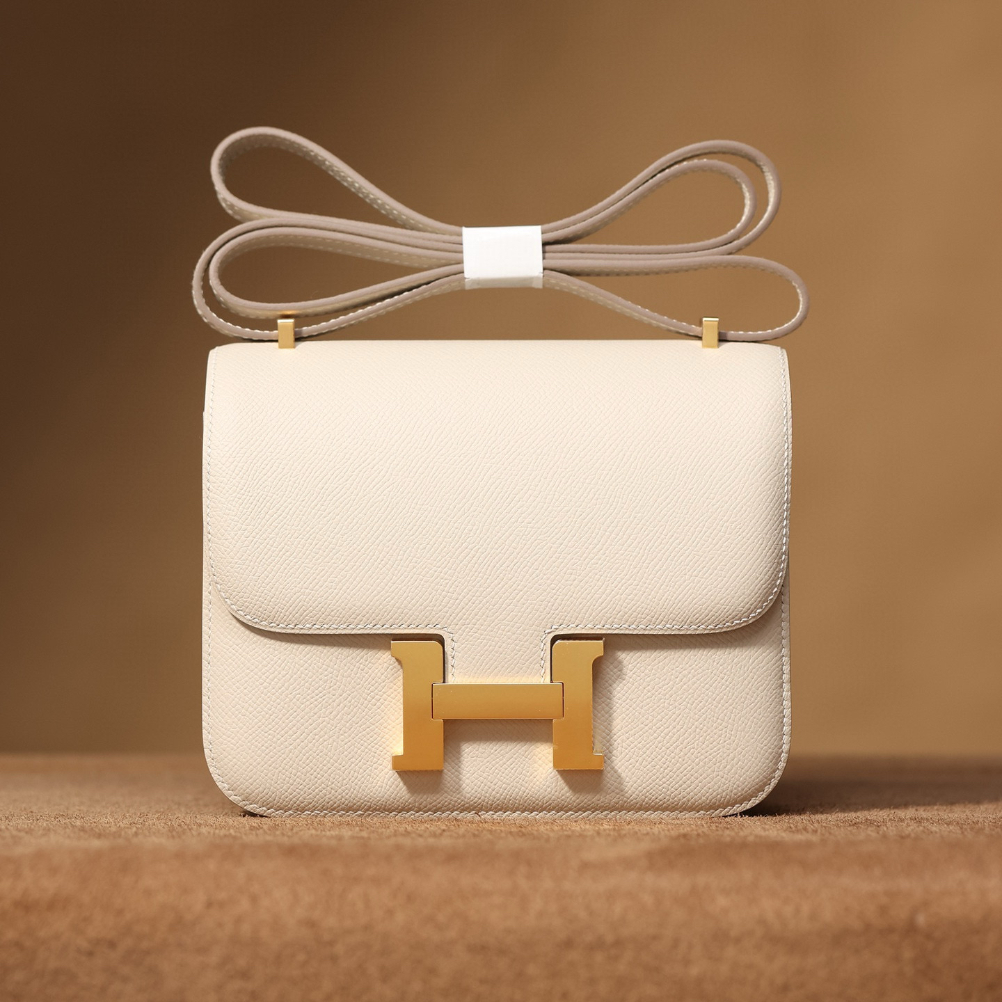 頂級復刻高仿Hermes bag 手袋 Constance19系列奶昔白金扣 99%真